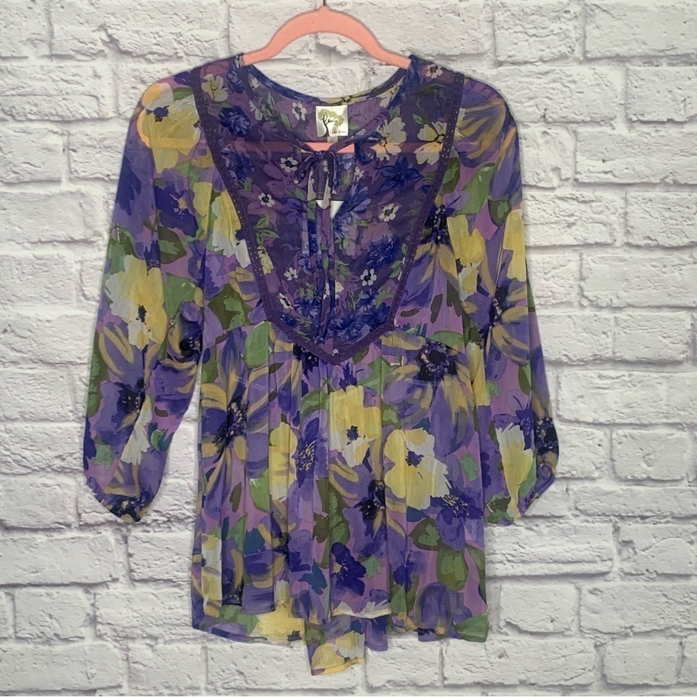 Fig and Flower Floral Keyhole Neckline Chiffon Blouse NWT - Picture 7 of 14